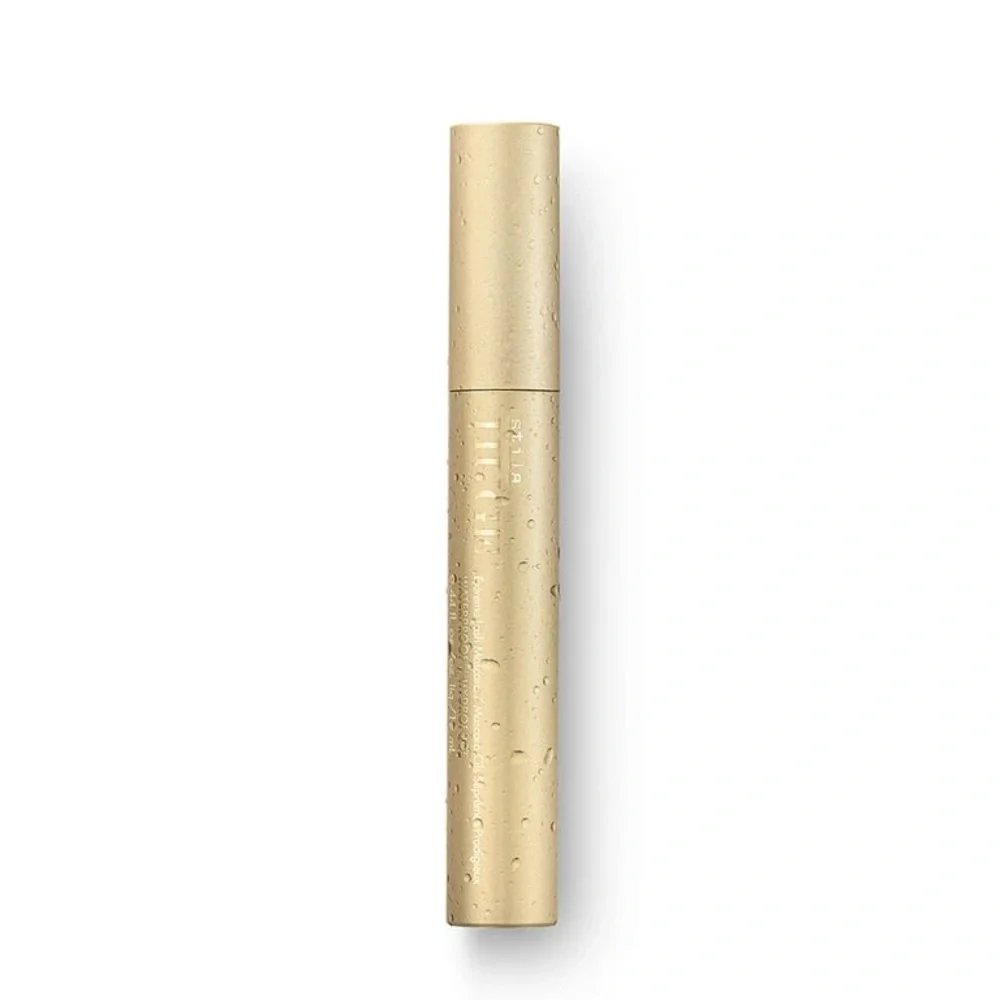 stila Huge Extreme Lash Waterproof Mascara in Black, 13 mL/0.44 FL OZ.